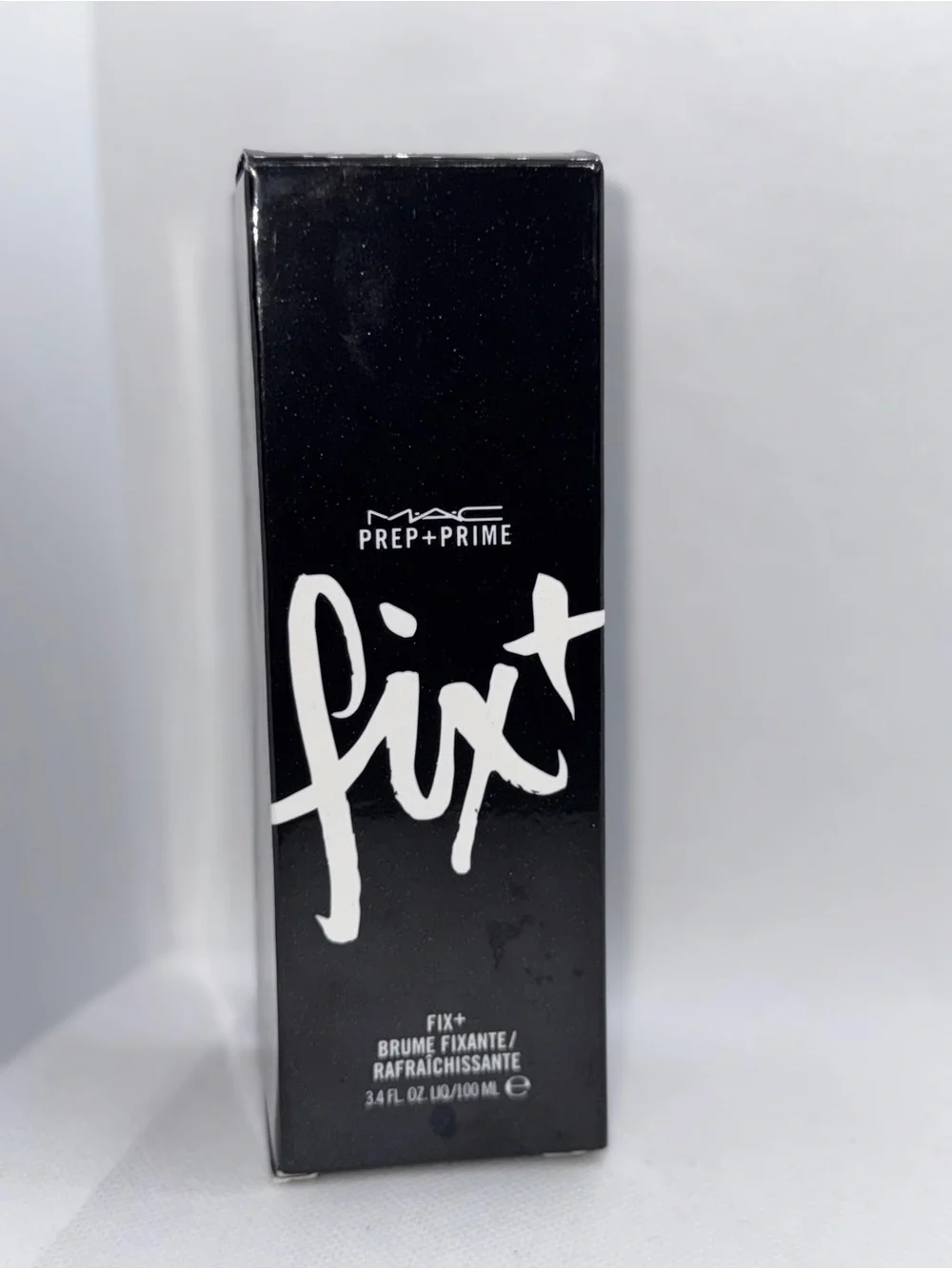 MAC Cosmetics hydrating setting